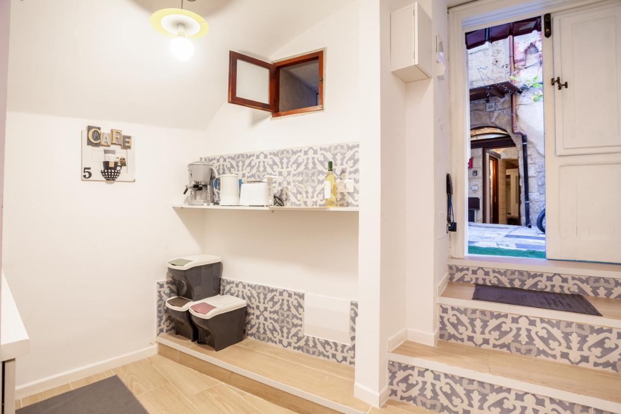 La Casetta Lovely Apartment In Bari Vecchia Exterior photo
